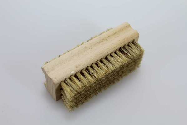Nagel- und Handwaschbürste / doppelseitig, Holz, Naturborste